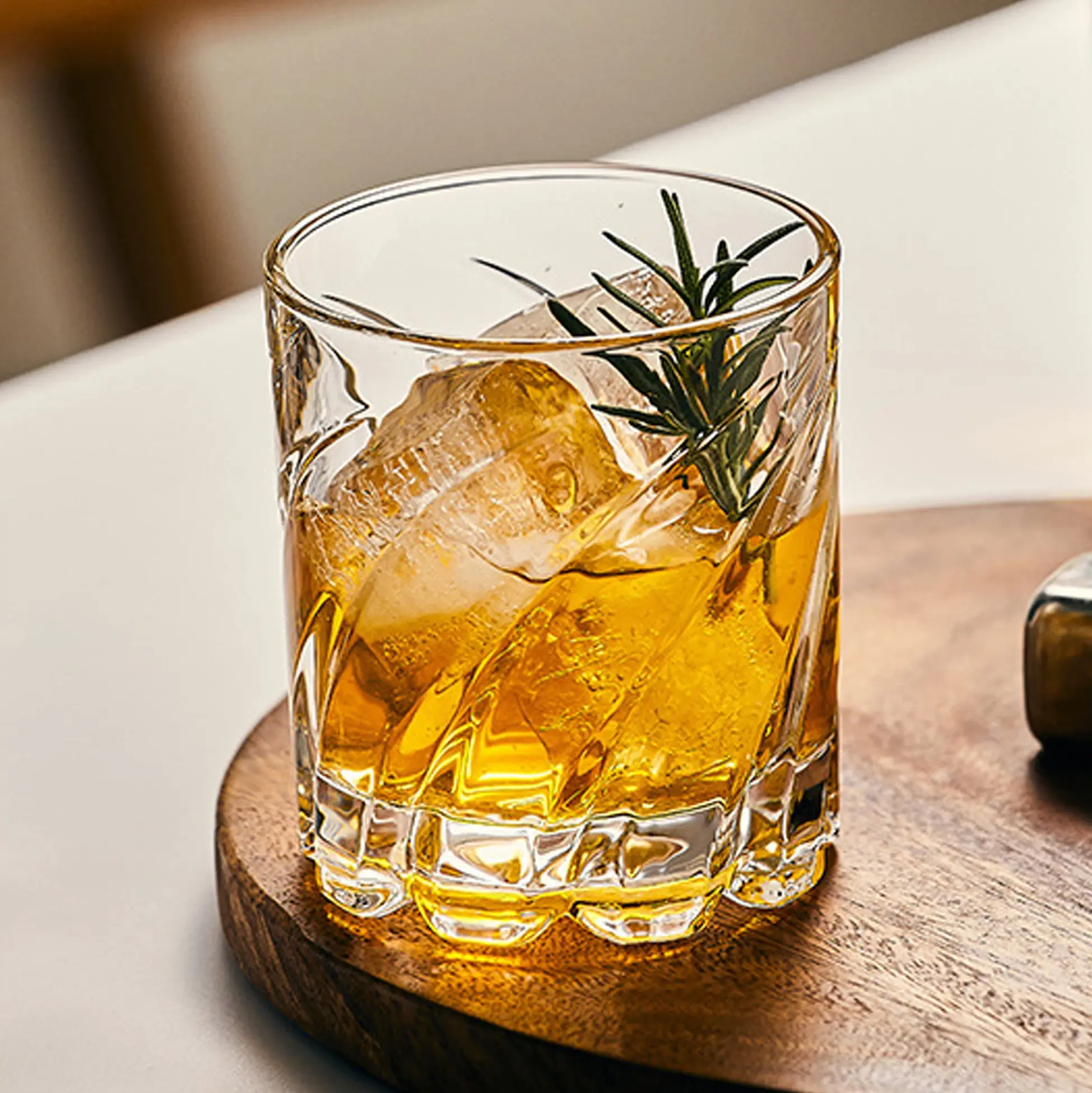 Premium Whiskey Glass – Heavy Base, Crystal-Clear Design - Image 3